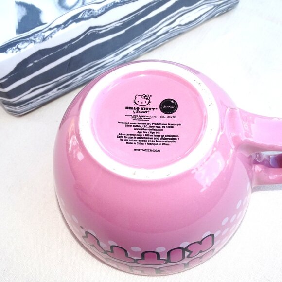 Hello Kitty Soup Coffee Mug - Picture 5 of 6
